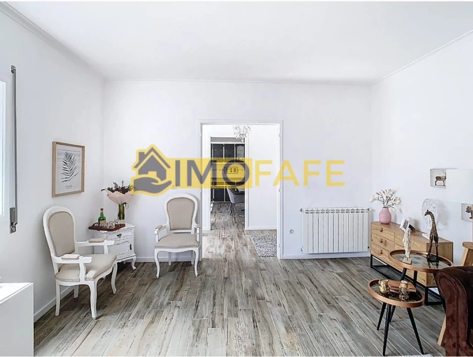 Moradia T4 para Venda em Arões (Santa Cristina) Foto 9