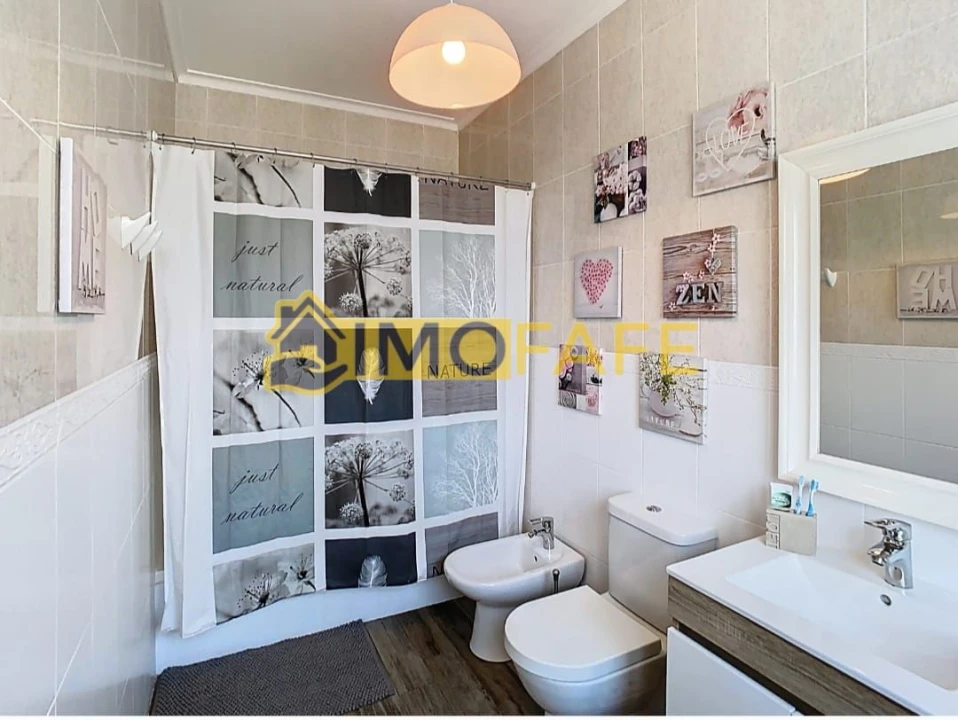 Moradia T4 para Venda em Arões (Santa Cristina) Foto 36