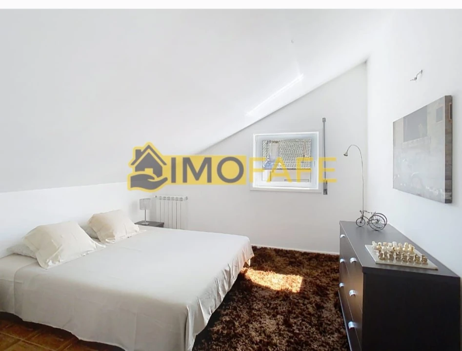 Moradia T4 para Venda em Arões (Santa Cristina) Foto 28