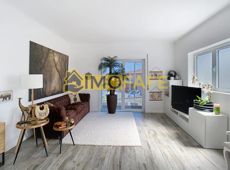 Moradia T4 para Venda em Arões (Santa Cristina) Foto 7