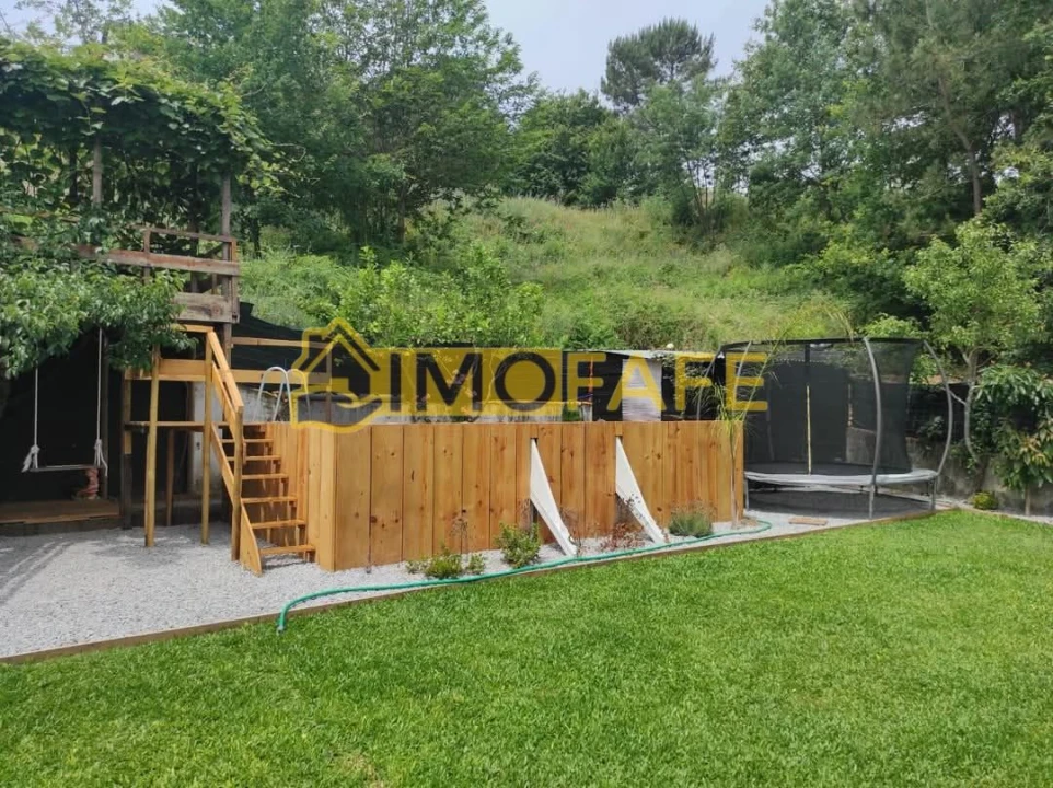 Moradia T4 para Venda em Arões (Santa Cristina) Foto 47