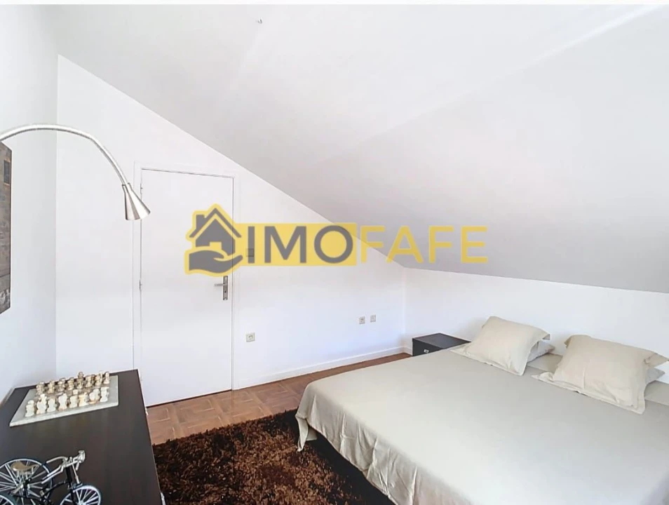 Moradia T4 para Venda em Arões (Santa Cristina) Foto 29