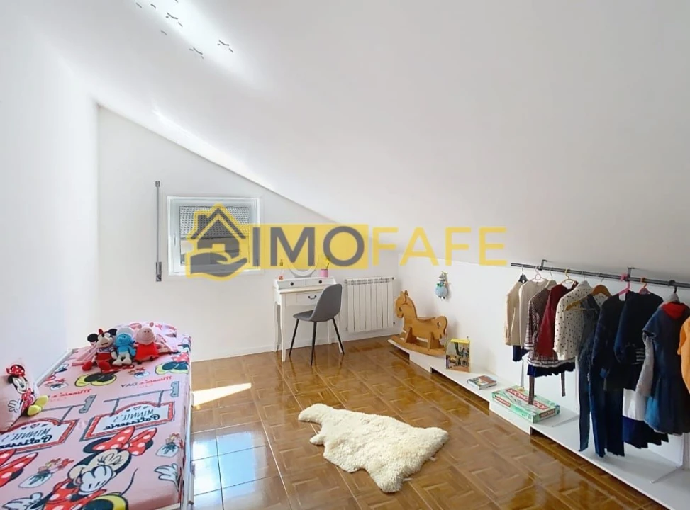 Moradia T4 para Venda em Arões (Santa Cristina) Foto 33