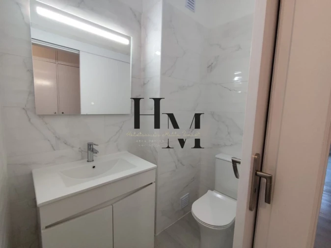 Apartamento T2 para Venda em Benfica Foto 8