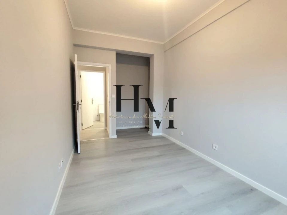 Apartamento T2 para Venda em Benfica Foto 7