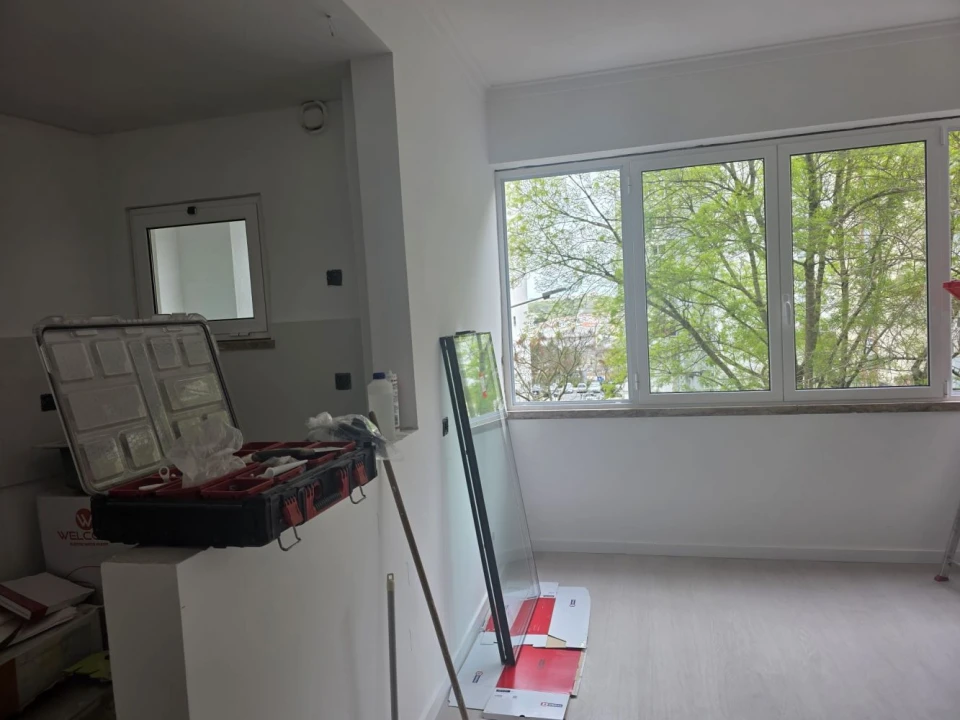 Apartamento T1 para Venda em Águas Livres Foto 6