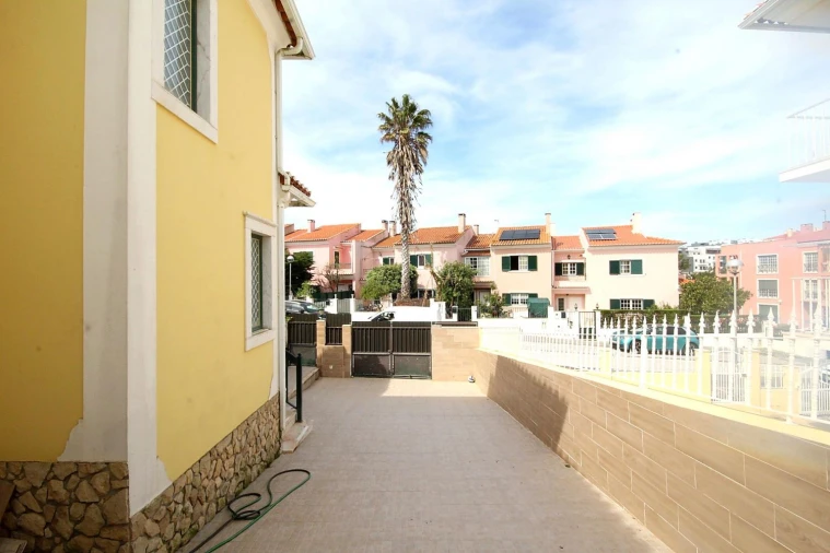 Moradia T4 para Venda em Ericeira Foto 9