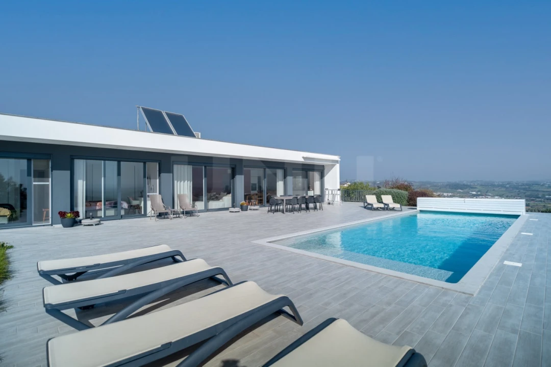 Moradia T3 para Venda em Roliça Foto 1