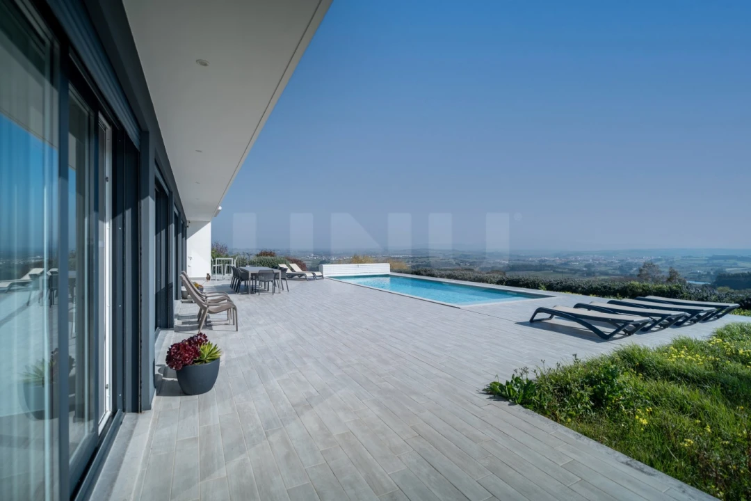 Moradia T3 para Venda em Roliça Foto 3