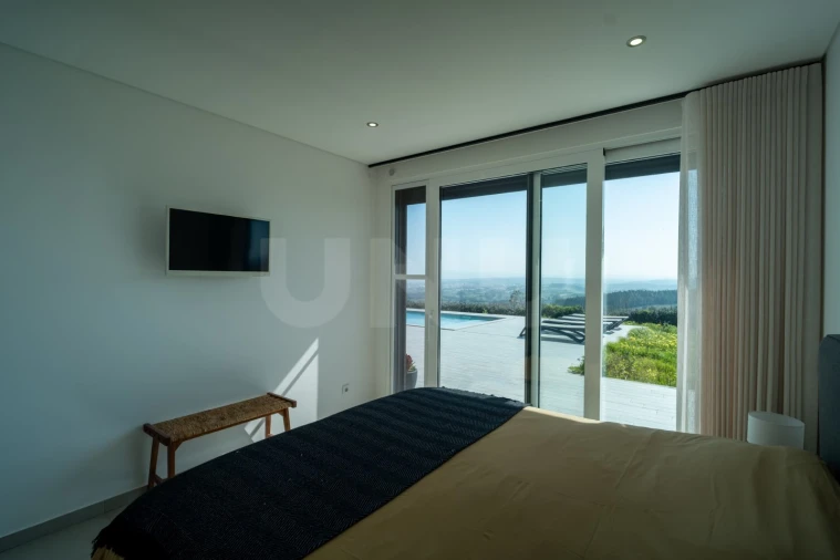 Moradia T3 para Venda em Roliça Foto 11