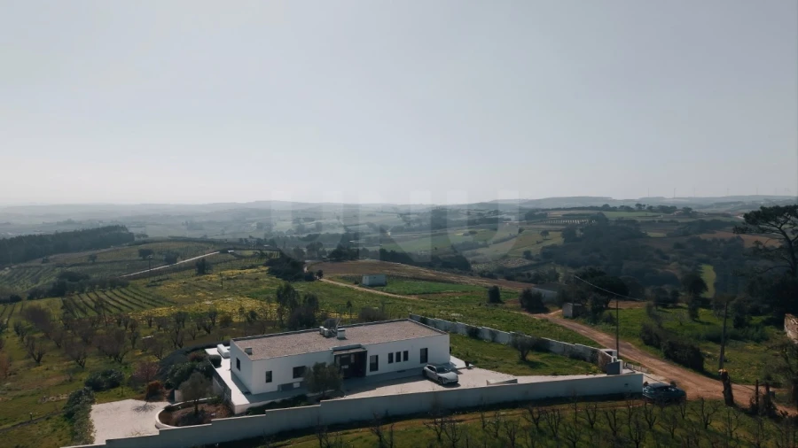 Moradia T3 para Venda em Roliça Foto 33