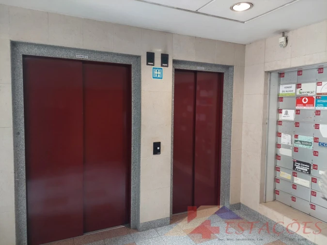 Escritório para Arrendamento em Pombal Foto 5