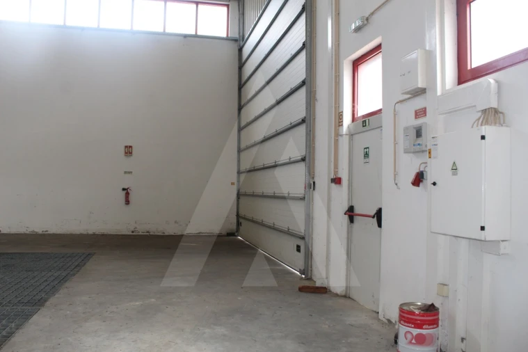 Armazém para Arrendamento em Albergaria-A-Velha e Valmaior Foto 9