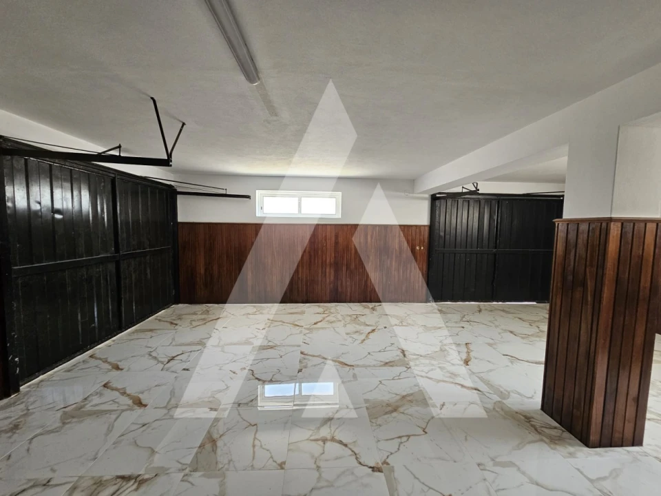 Moradia T4 para Arrendamento em Requeixo, Nossa Senhora de Fátima e Nariz Foto 22