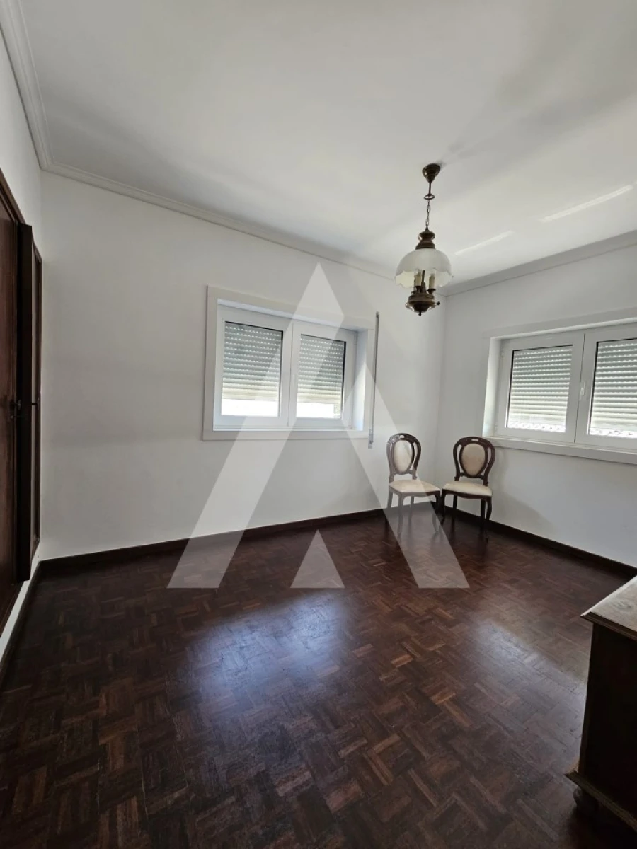 Moradia T4 para Arrendamento em Requeixo, Nossa Senhora de Fátima e Nariz Foto 29