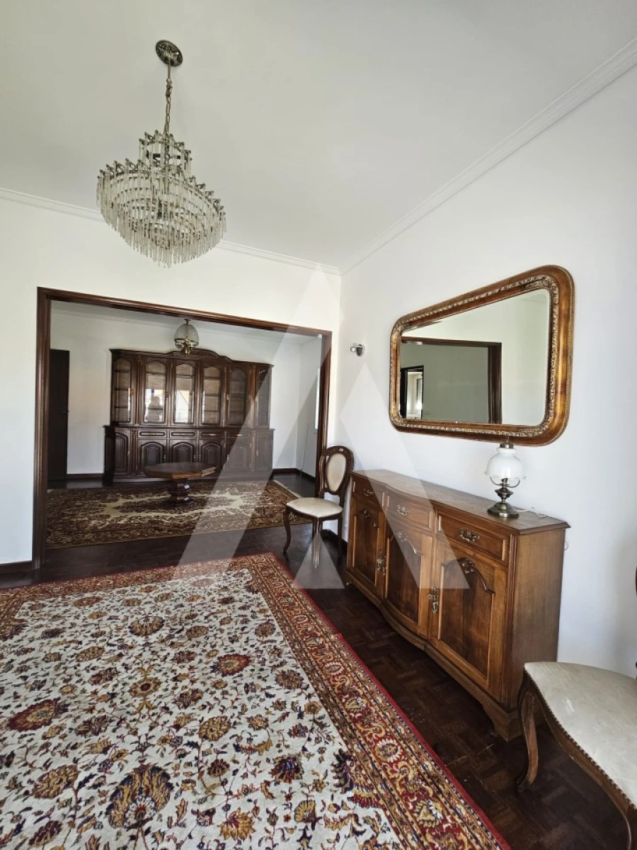 Moradia T4 para Arrendamento em Requeixo, Nossa Senhora de Fátima e Nariz Foto 38