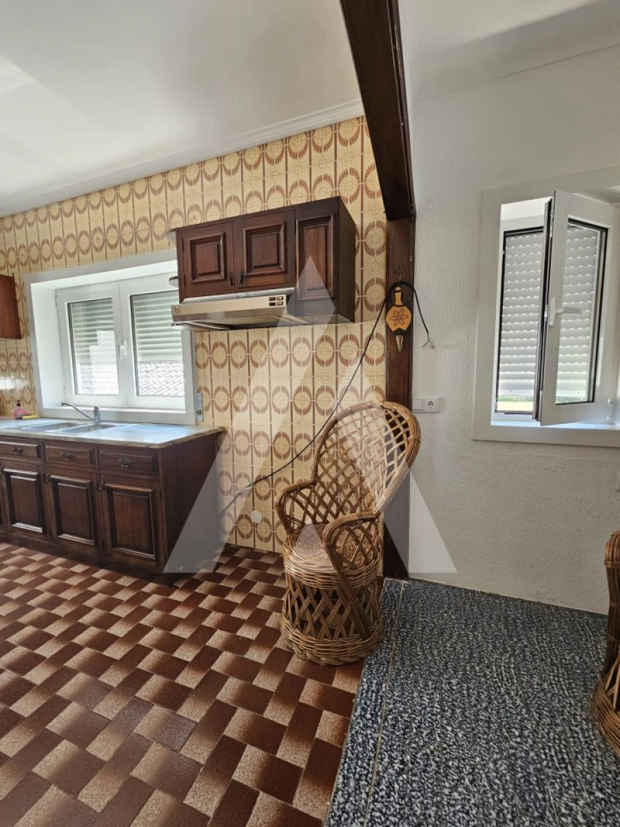 Moradia T4 para Arrendamento em Requeixo, Nossa Senhora de Fátima e Nariz Foto 50