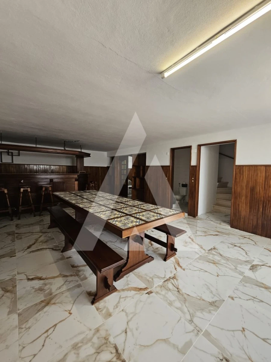 Moradia T4 para Arrendamento em Requeixo, Nossa Senhora de Fátima e Nariz Foto 58