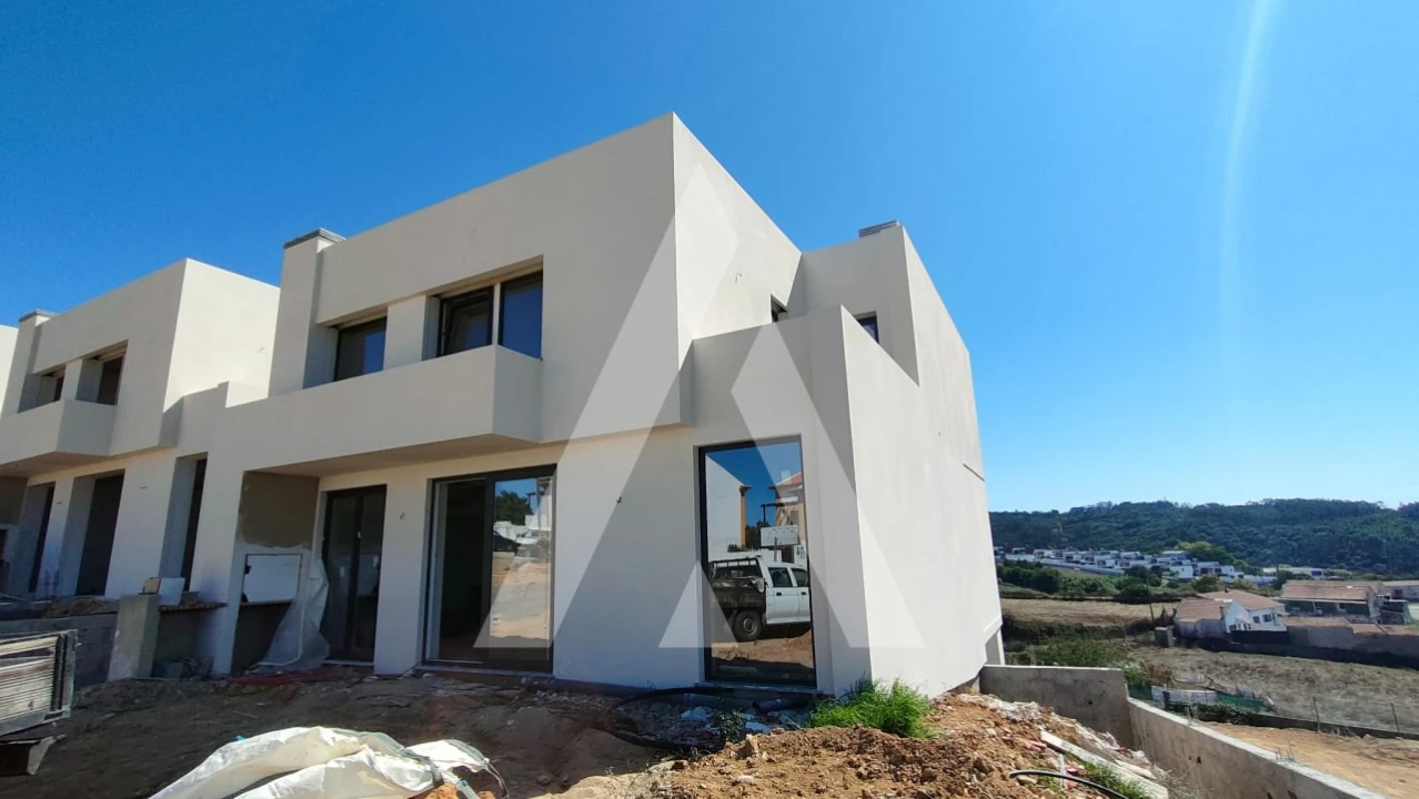 Moradia T4 para Venda em Mafra Foto 1