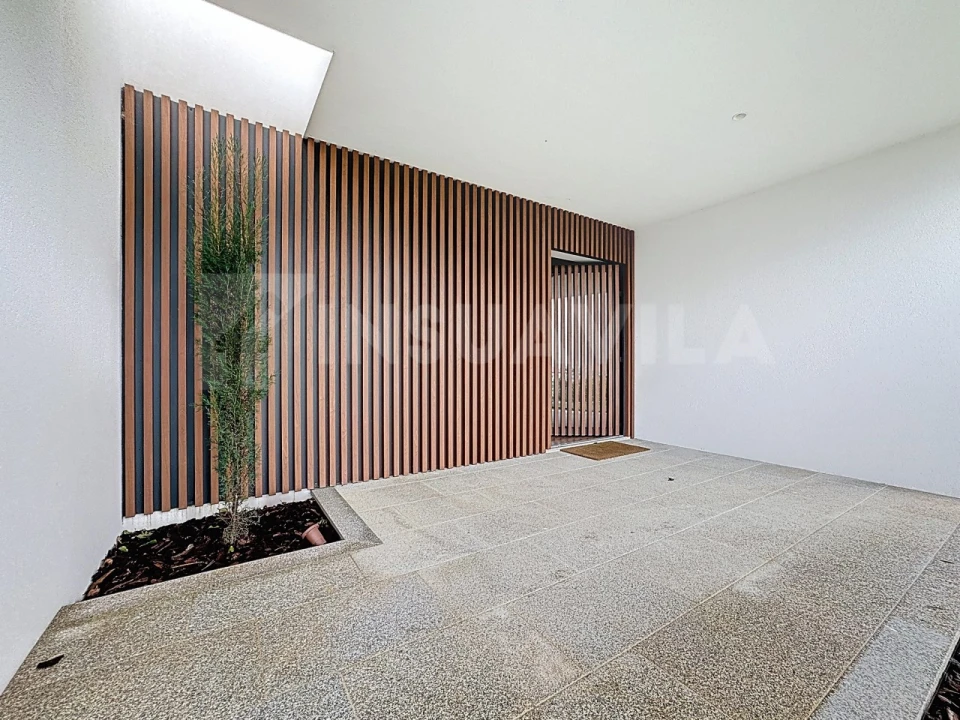 Moradia T3 para Venda em Reboreda e Nogueira Foto 3