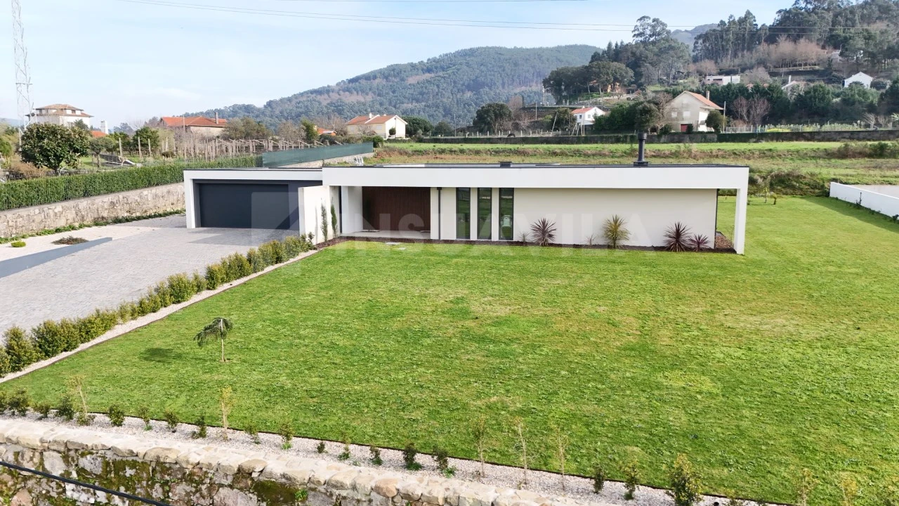 Moradia T3 para Venda em Reboreda e Nogueira Foto 2