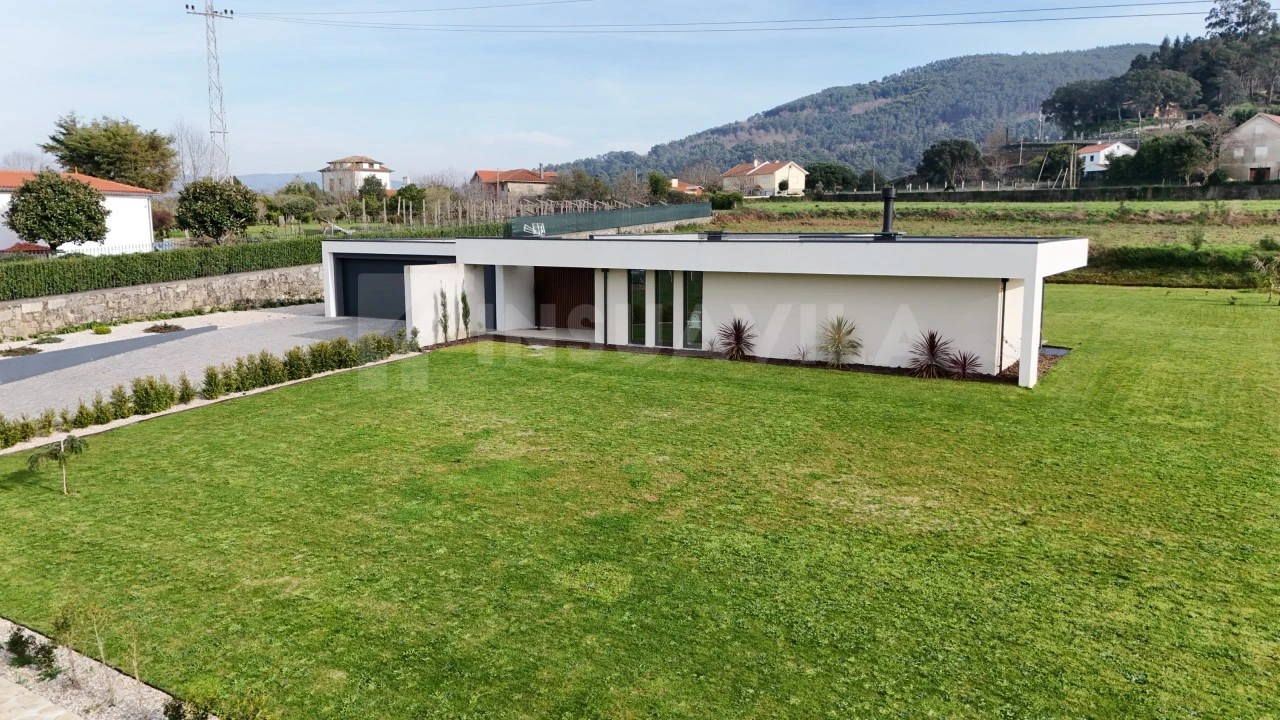 Moradia T3 para Venda em Reboreda e Nogueira Foto 35