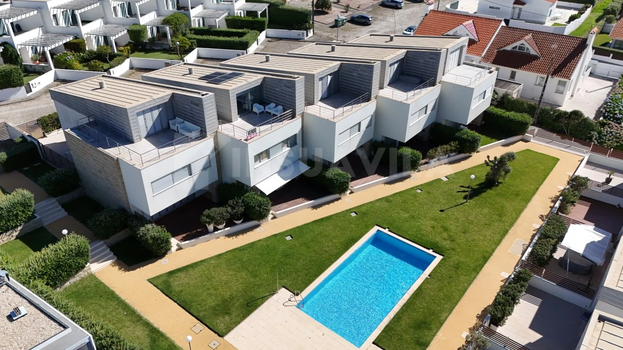 Moradia T4 para Venda em Moledo e Cristelo Foto 2