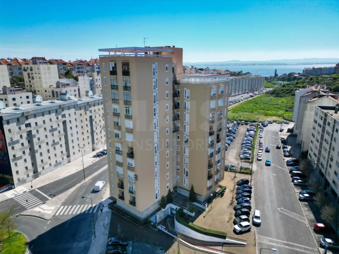Apartamento T2 para Venda em Penha de França Foto 3