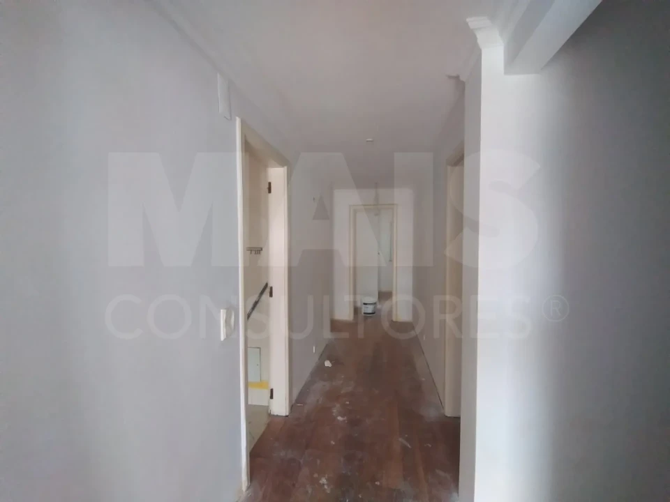 Moradia T3 para Venda em Rio de Mouro Foto 3
