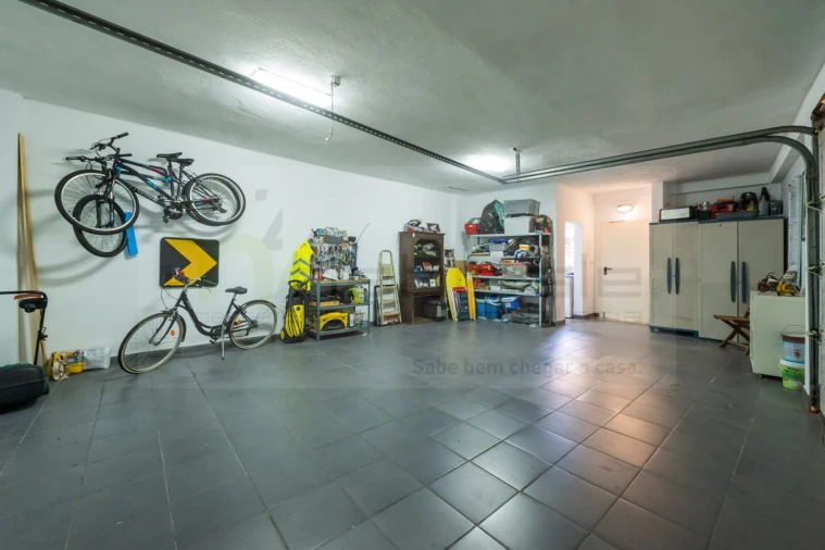 Moradia T4 para Venda em Pontinha e Famões Foto 43