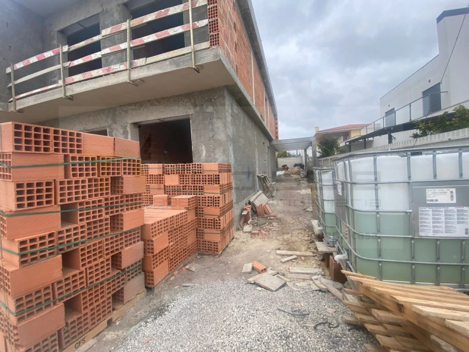 Moradia T4 para Venda em Fernao Ferro Foto 6