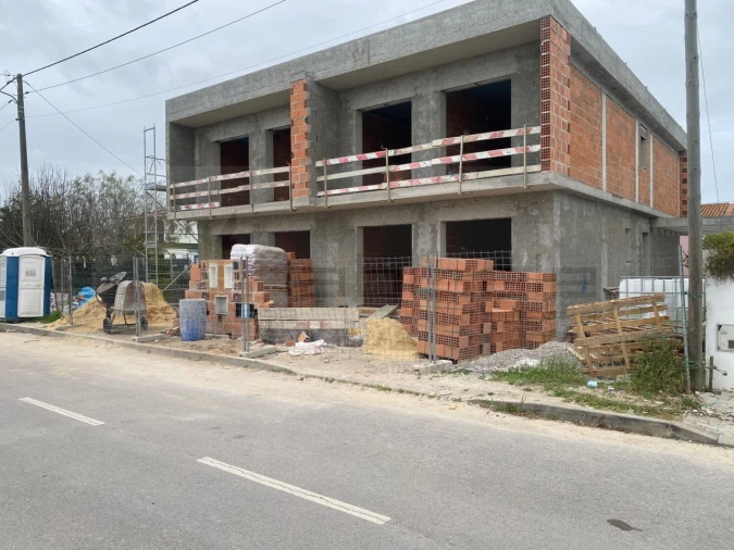 Moradia T4 para Venda em Fernao Ferro Foto 3