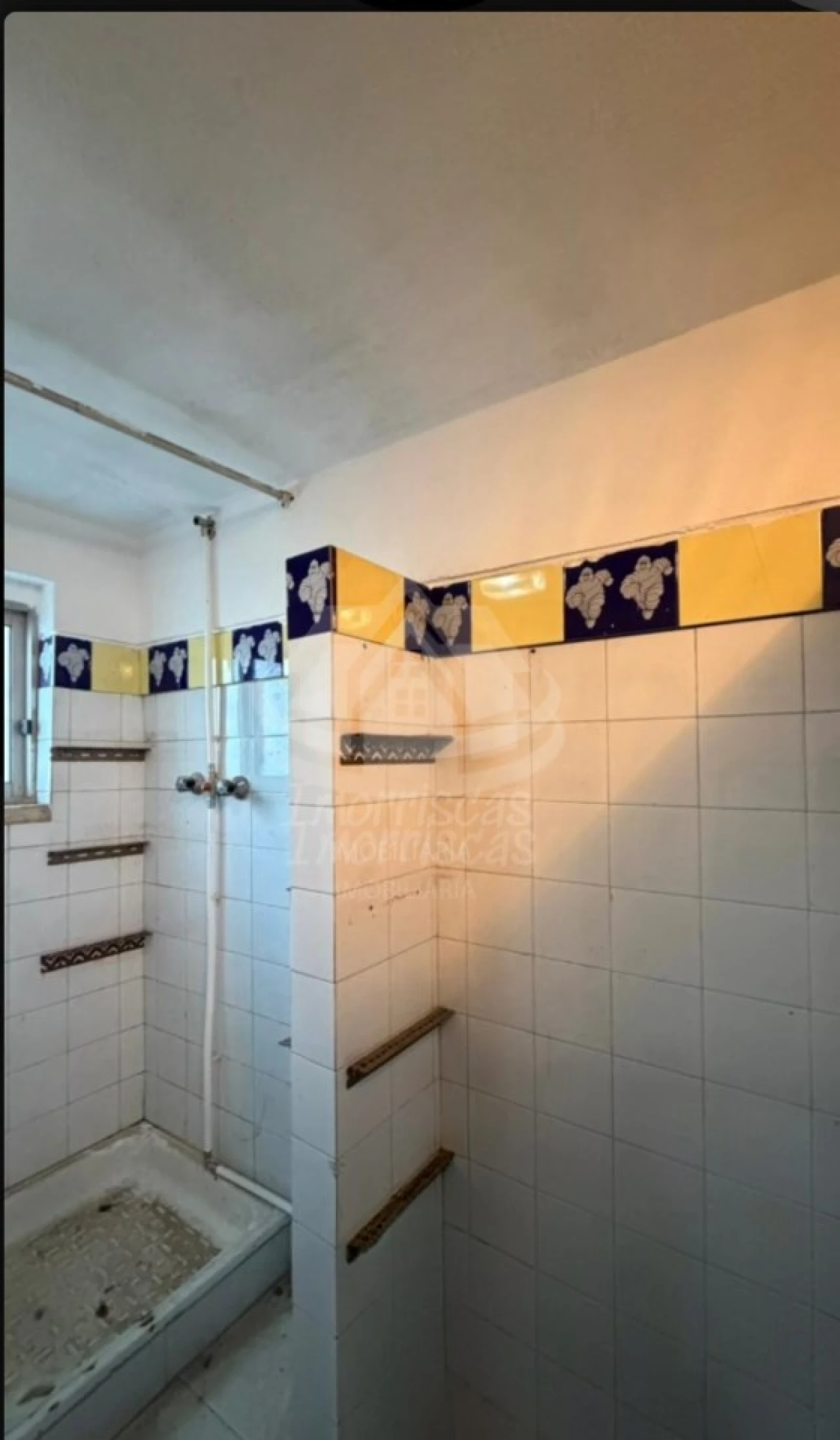 Armazém para Venda em Camarate, Unhos e Apelação Foto 6
