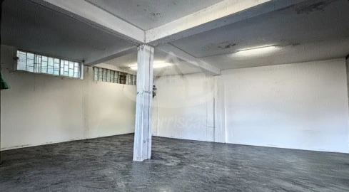 Armazém para Venda em Camarate, Unhos e Apelação