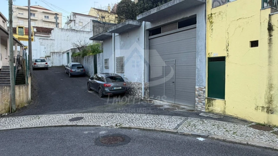 Armazém para Venda em Camarate, Unhos e Apelação Foto 3