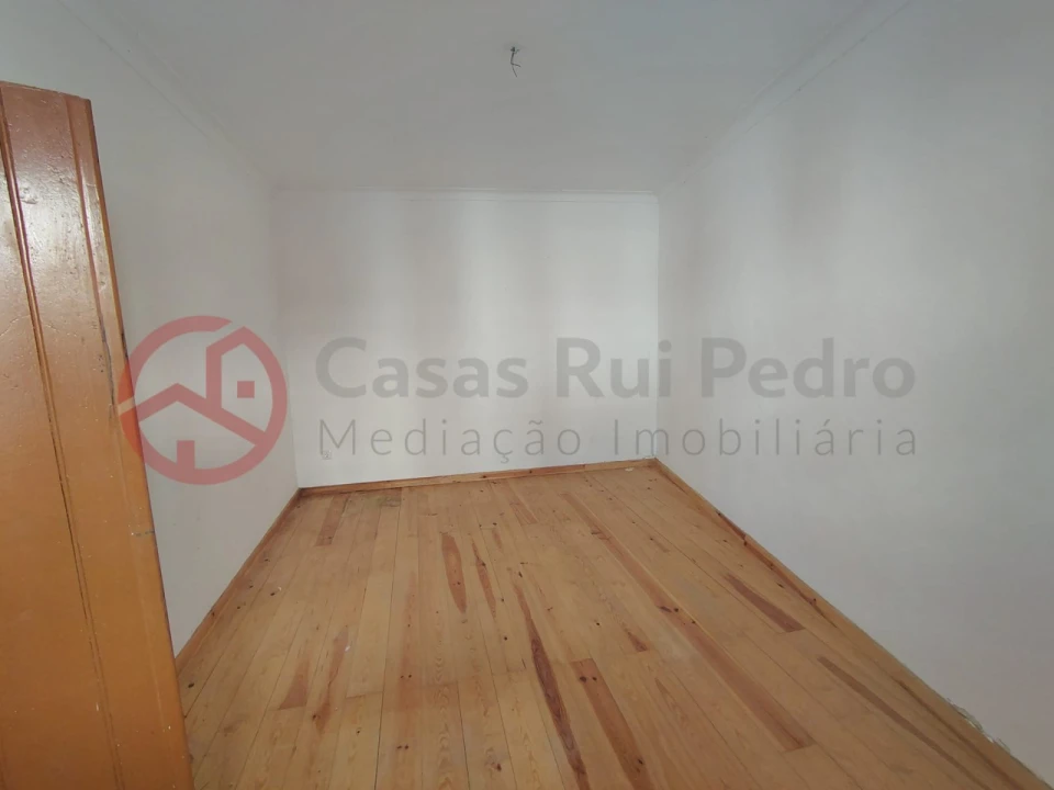 Moradia T5 para Venda em Torrão Foto 33