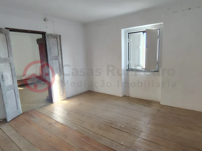 Moradia T5 para Venda em Torrão Foto 18