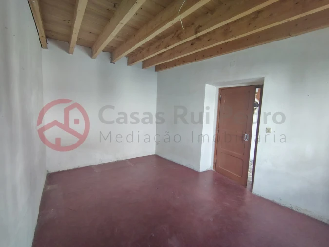 Moradia T5 para Venda em Torrão Foto 35