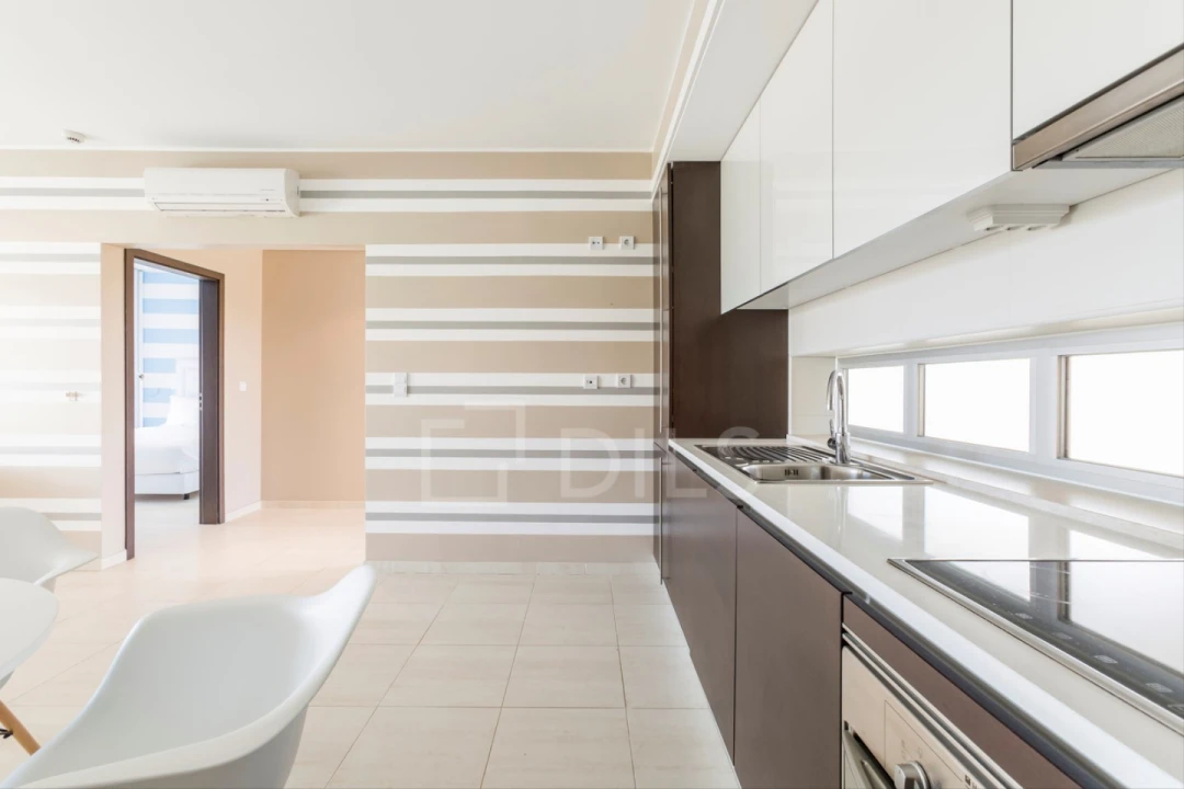 Apartamento T1 para Venda em Quarteira Foto 17