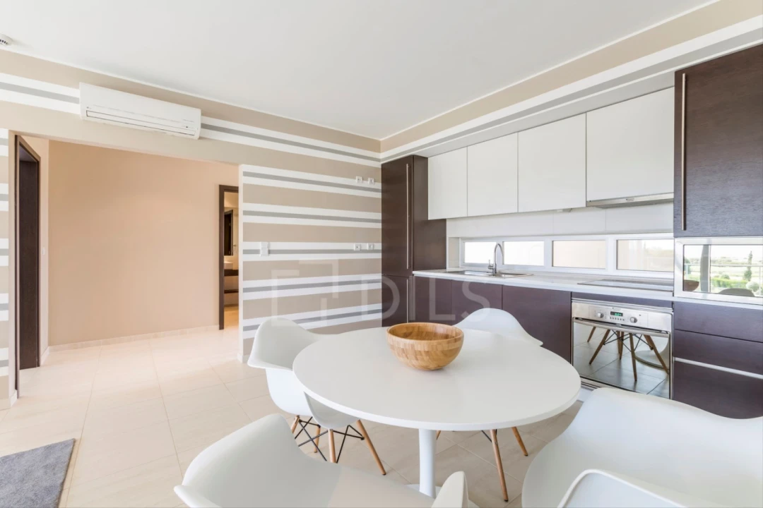 Apartamento T1 para Venda em Quarteira Foto 20