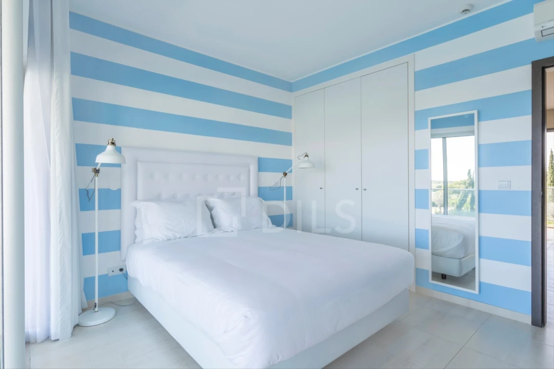 Apartamento T1 para Venda em Quarteira Foto 35