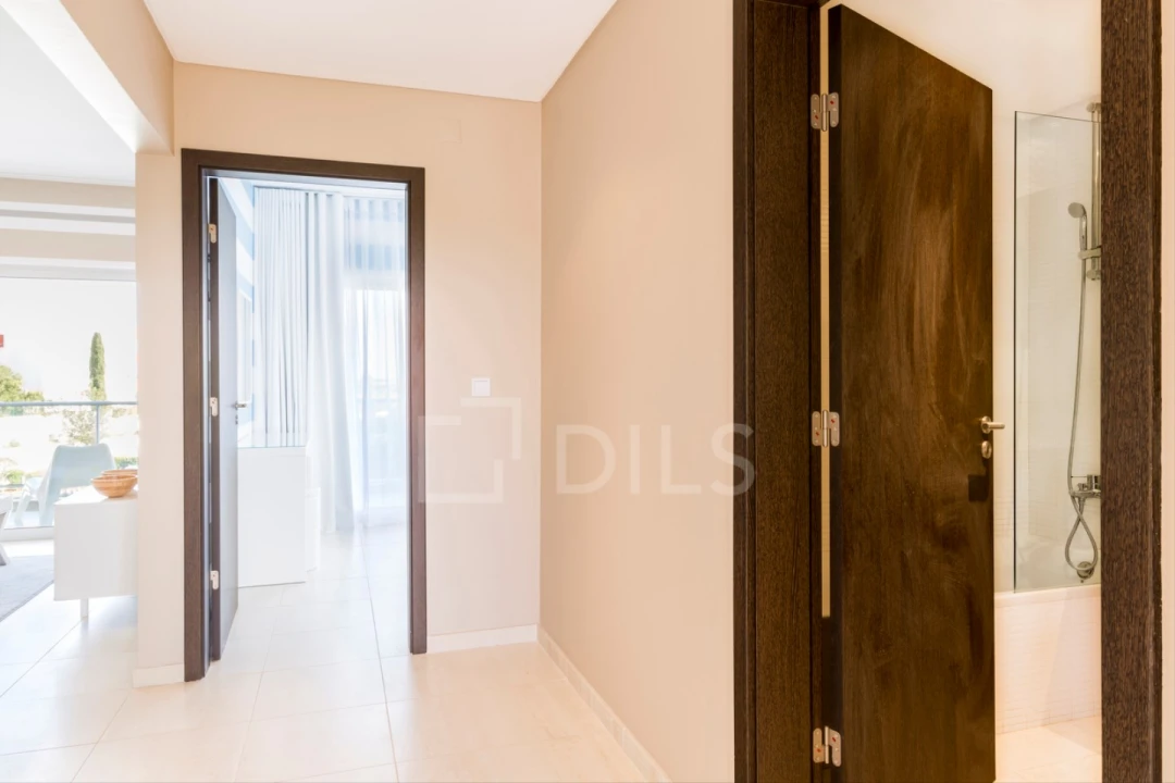 Apartamento T1 para Venda em Quarteira Foto 54