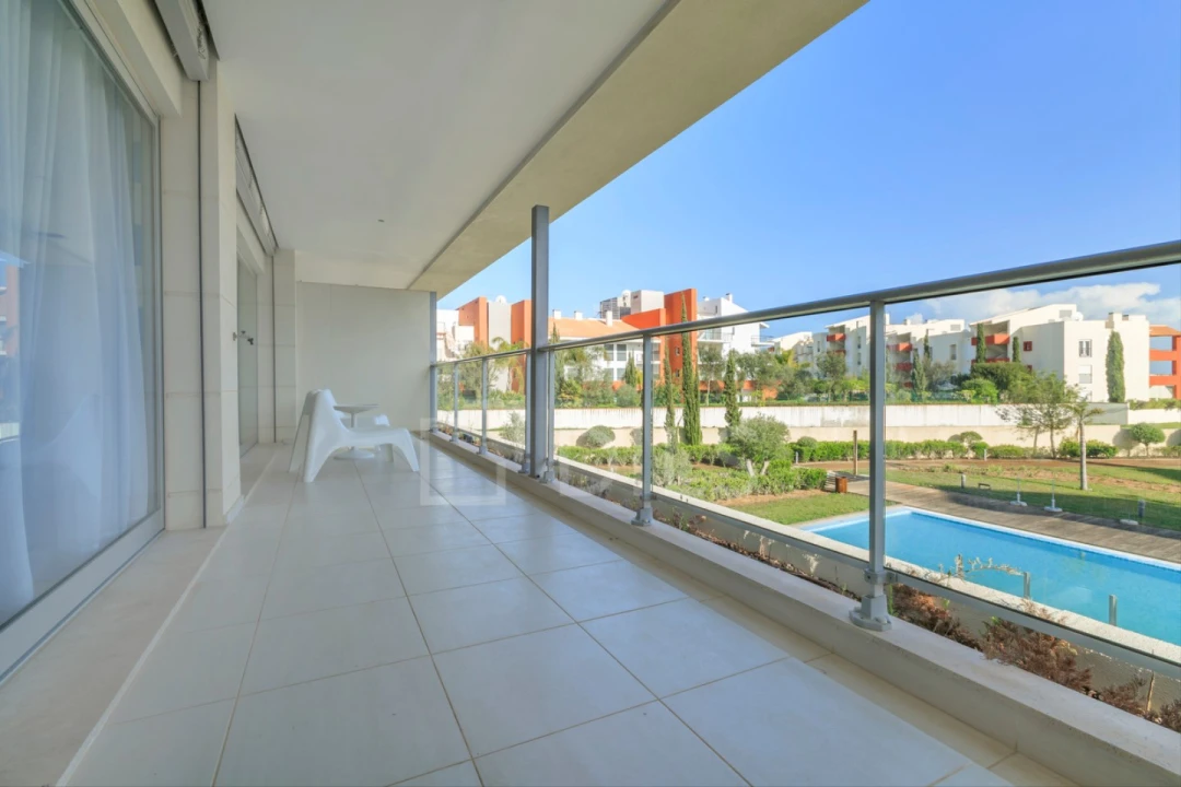 Apartamento T1 para Venda em Quarteira Foto 59