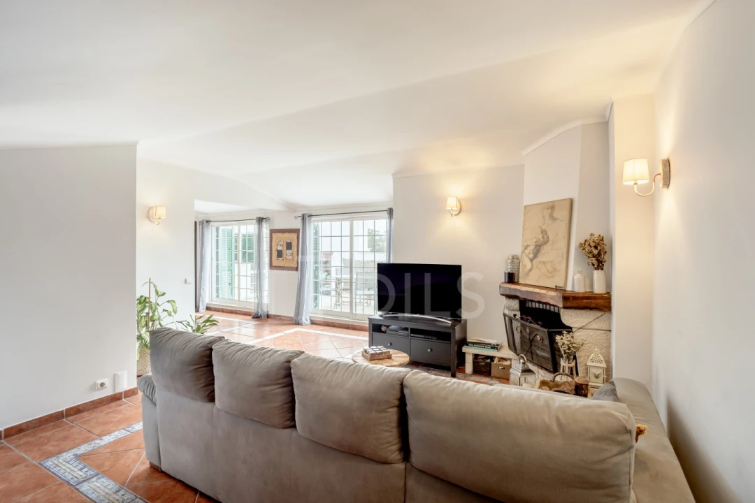 Apartamento T3 para Venda em Oeiras e São Julião da Barra, Paço de Arcos e Caxias Foto 5