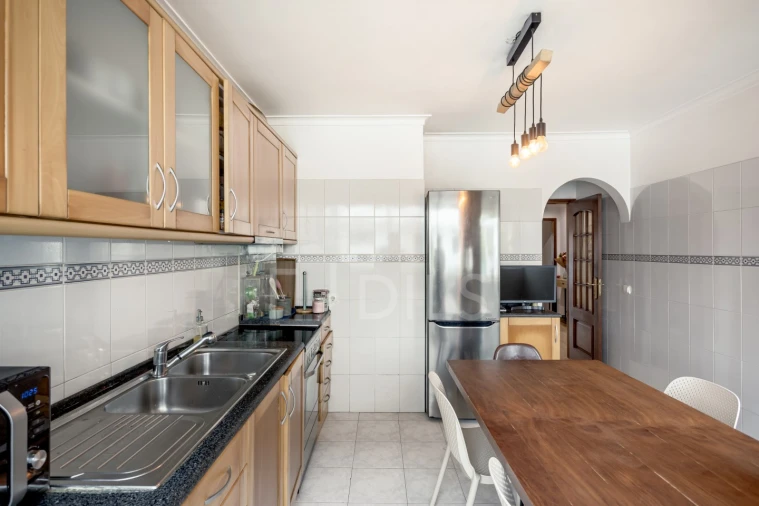 Apartamento T3 para Venda em Oeiras e São Julião da Barra, Paço de Arcos e Caxias Foto 11