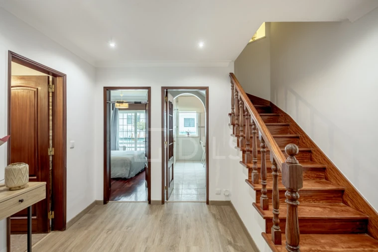 Apartamento T3 para Venda em Oeiras e São Julião da Barra, Paço de Arcos e Caxias Foto 23