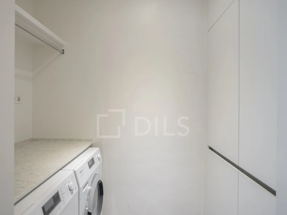 Apartamento T4 para Arrendamento em Avenidas Novas Foto 17