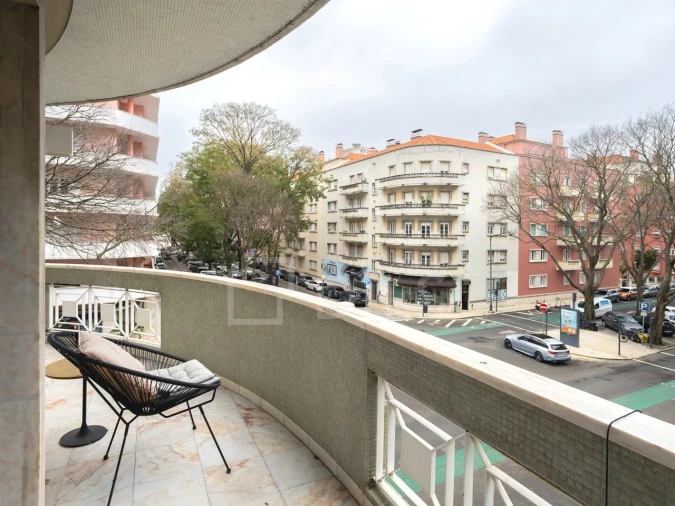 Apartamento T4 para Arrendamento em Avenidas Novas Foto 24