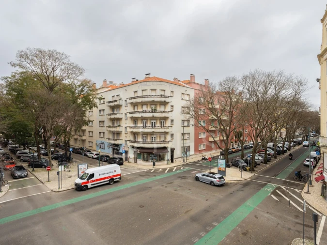 Apartamento T4 para Arrendamento em Avenidas Novas Foto 26