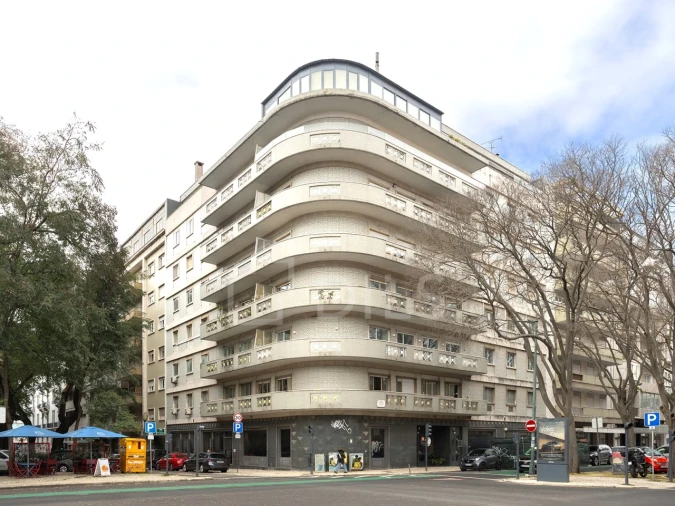 Apartamento T4 para Arrendamento em Avenidas Novas Foto 27